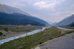 Along the Icefields Parkway